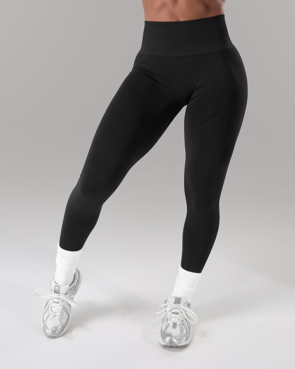 Alphalete Revival Moto Panel Black Compression Leggings Medium